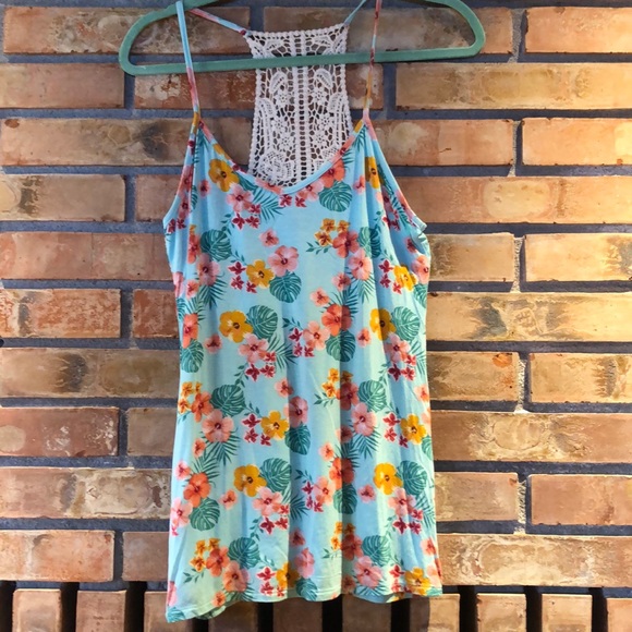 Rue21 Tops - NWOT blue Hawaiian tank